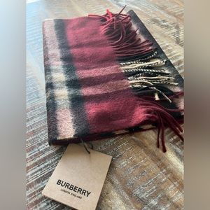 Burberry cashmere scarf